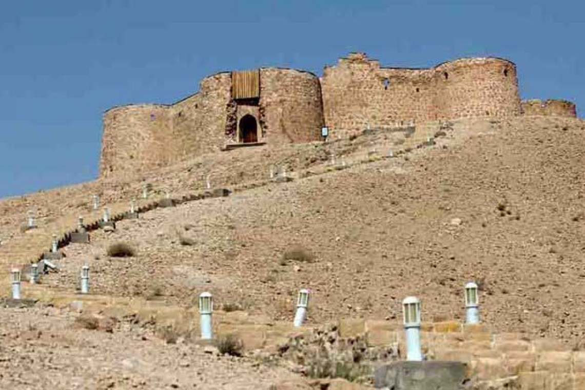 قلعه‌ها و دژهای کهن، آثار بجا مانده از فرهنگ و تمدن تاریخی خراسان شمالی